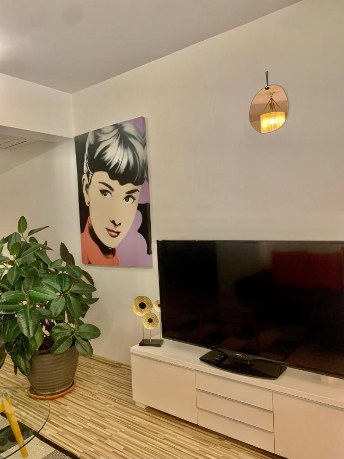 Pension Nest - Family Apartman Mosonmagyaróvár Eksteriør billede
